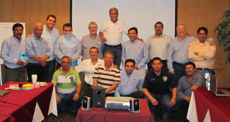[Galería] Asamblea "Alianza por la Seguridad" realizada en Maple
